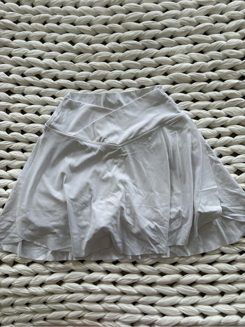 Women’s White Athletic Skirt with V-Waistband